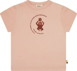 T-Shirt mit Pflanzenfarben gefärbt