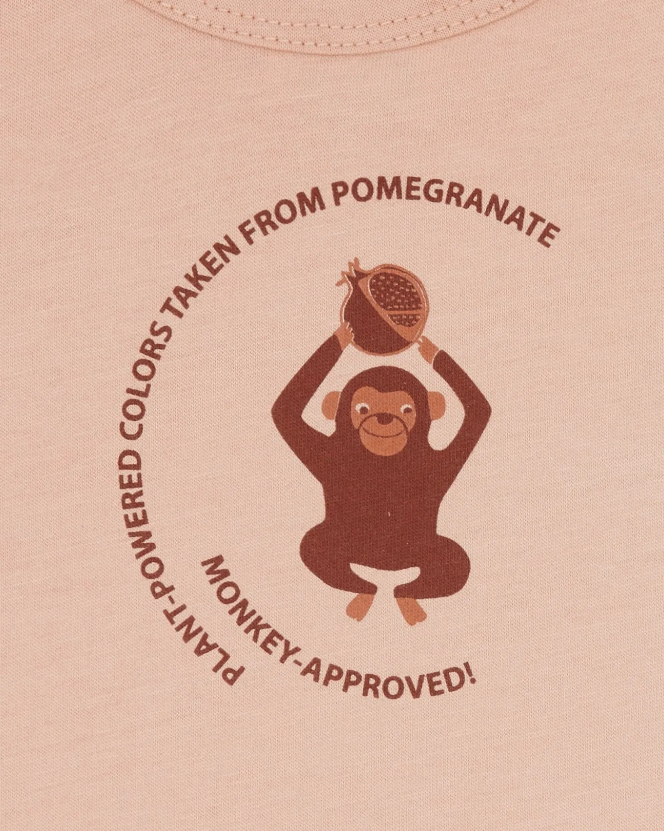 T-Shirt mit Pflanzenfarben gefärbt